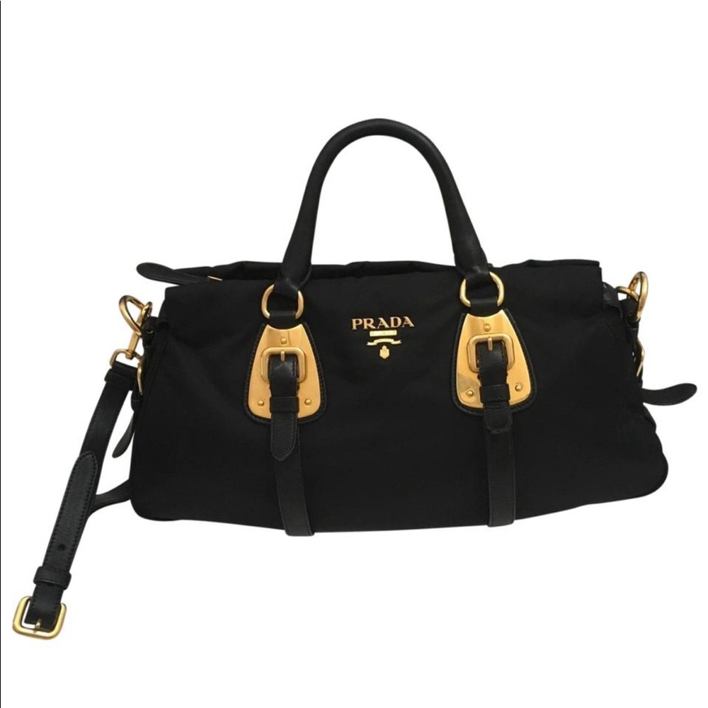 Sold LIKE NEW 🤩PRADA Tessuto nylon gold hardware - Picture 2 of 8
